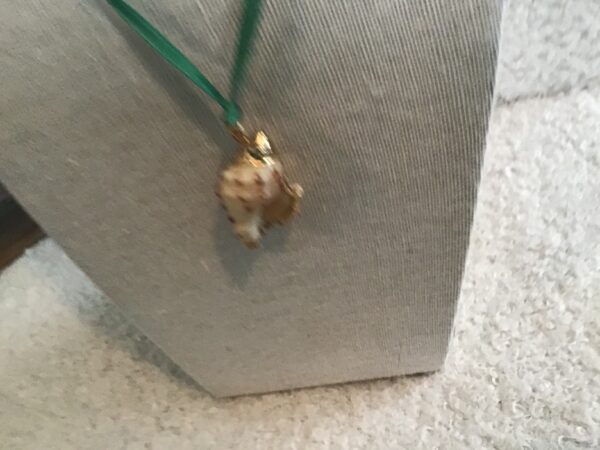 Conch Shell Necklace - Image 2