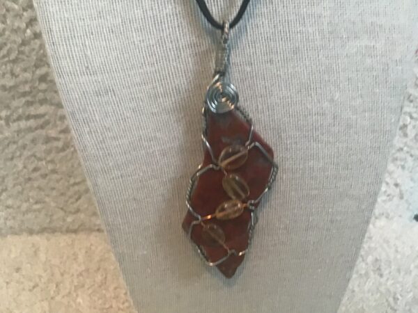 Agate or Jasper pendant with Beads (pendant red, beads amber colored) - Image 2