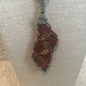 Agate or Jasper pendant with Beads (pendant red, beads amber colored)