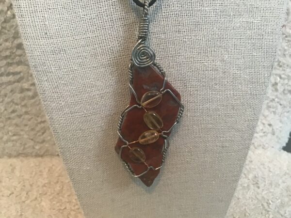 Agate or Jasper pendant with Beads (pendant red, beads amber colored) - Image 4