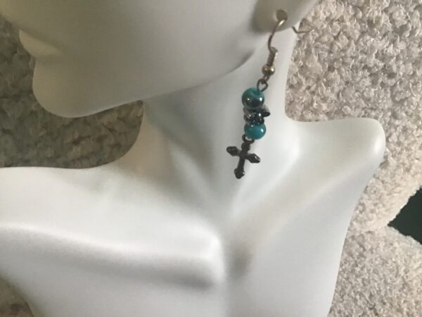 Cross and Turquoise Colored Bead and Flower Bead Earrings - Image 4