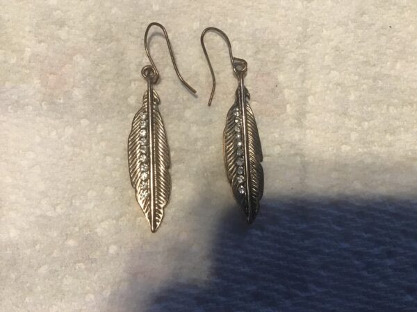 Feather Earrings with Sparkling Stones (Gold Colored) - Image 2