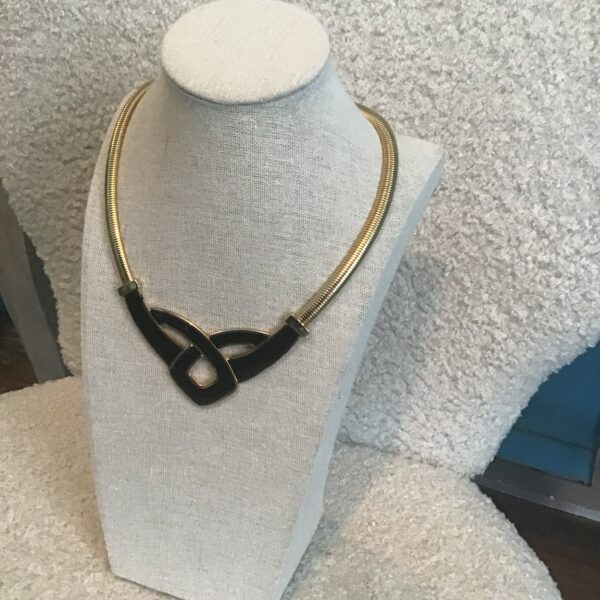 Tribal Knot Choker Style Necklace - Image 3