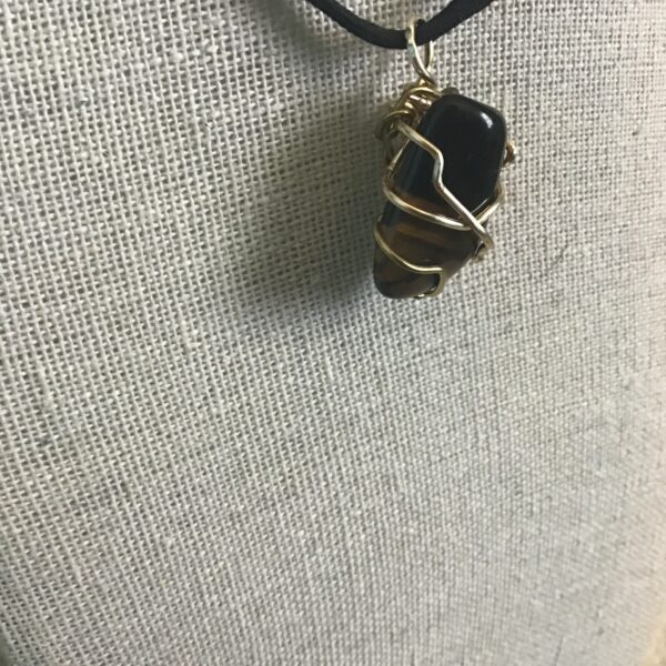 Small Tiger’s Eye Pendant in Wire